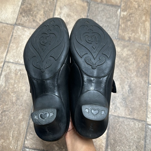 Think Slip On Leather Sandals sz 38 - Picture 6 of 7